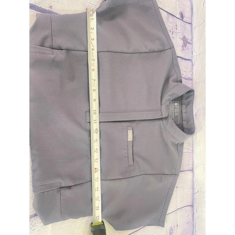 FIGS Technical Collection Graphite Gray Mandarin Collar Scrub Top Womens XS - Picture 9 of 15